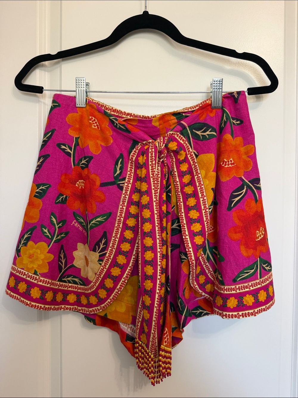 FARM Rio Pink Botanical Beauty Floral Wrap Shorts Size S
